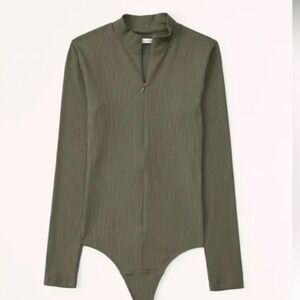 NEW WITH TAGS earthy green zip-up bodysuit from Abercrombie & Fitch
